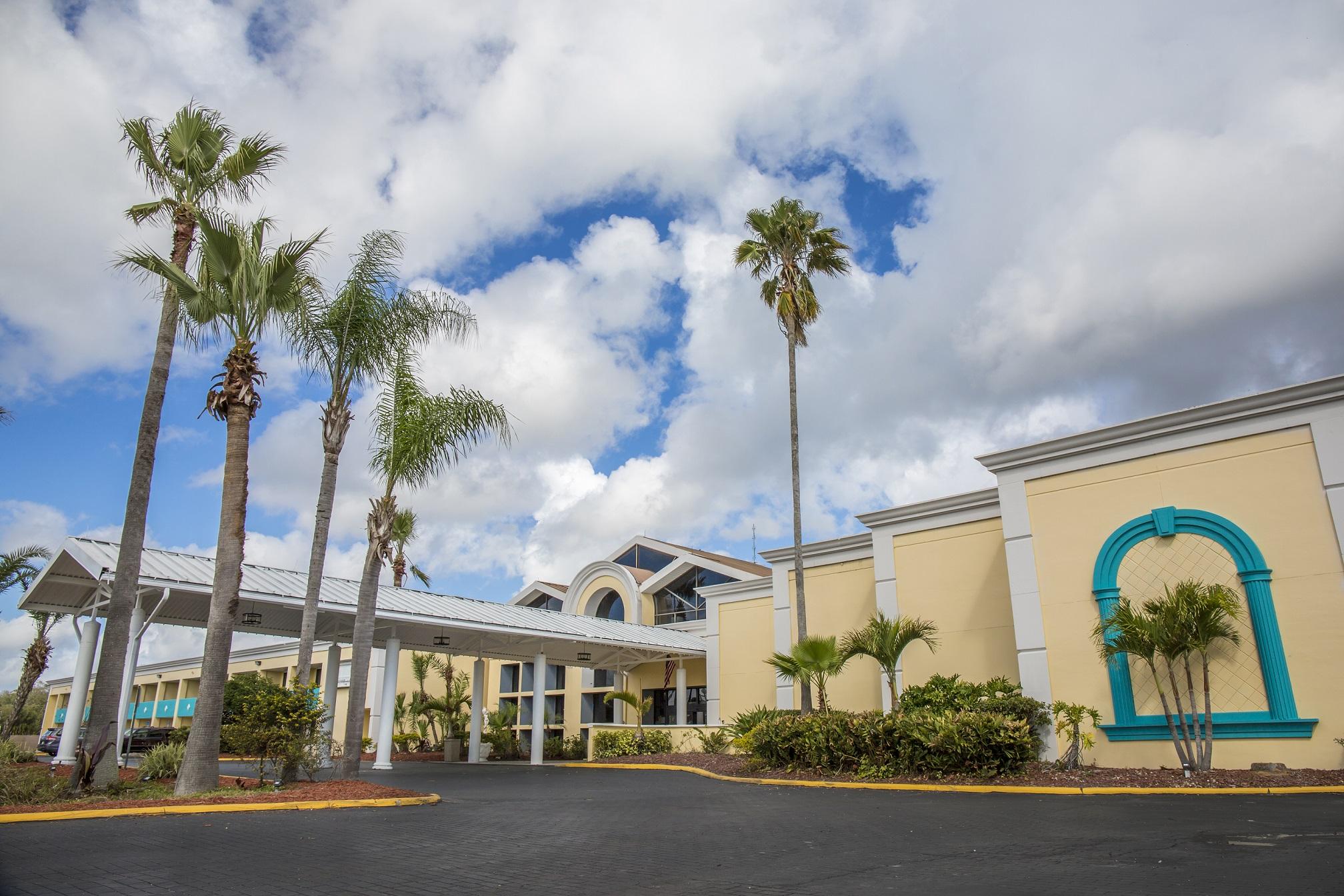 Clarion Hotel Orlando International Airport Esterno foto
